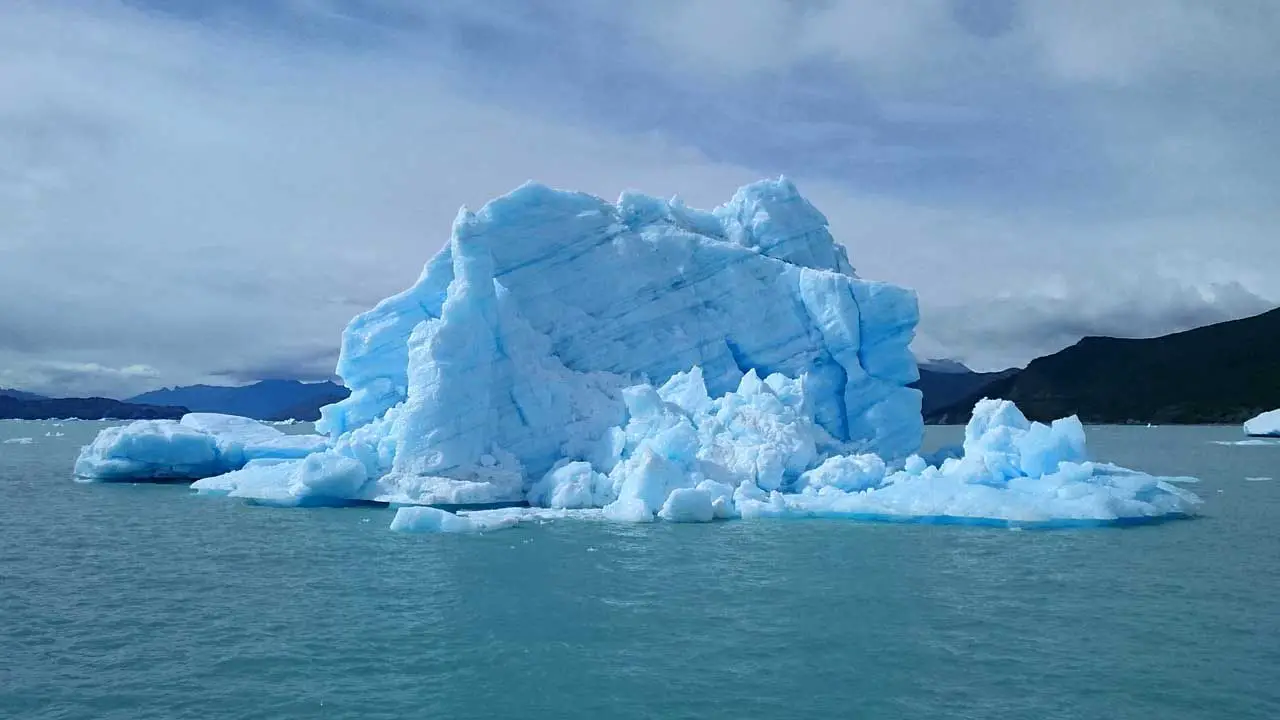 Eisberg Müll im Ozean