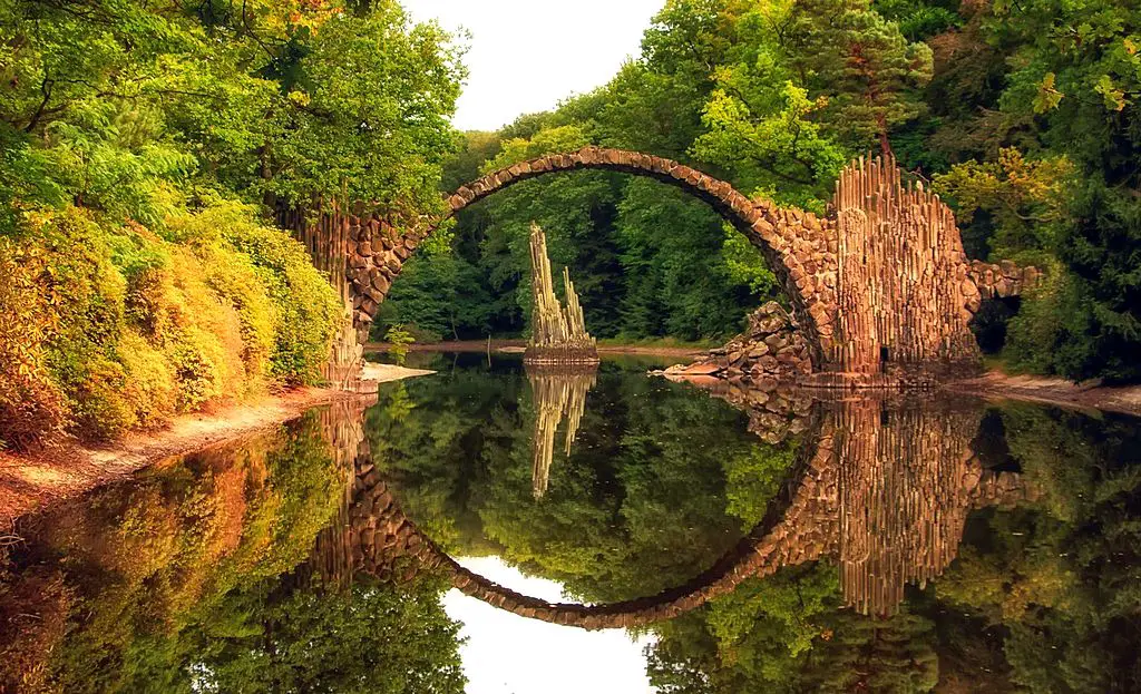 Orte in Deutschland an denen man gewesen sein muss Rakotzbrücke
