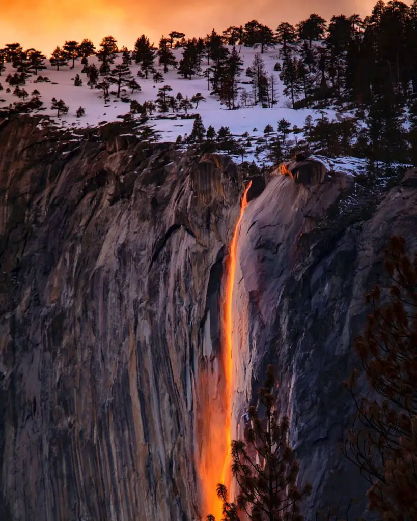 Unbekannte Reiseziele Yosemite Feuerfall Lava
