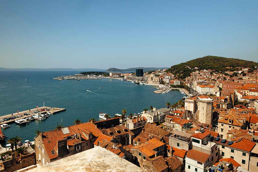 Stadtzentrum mit Hafen in Split